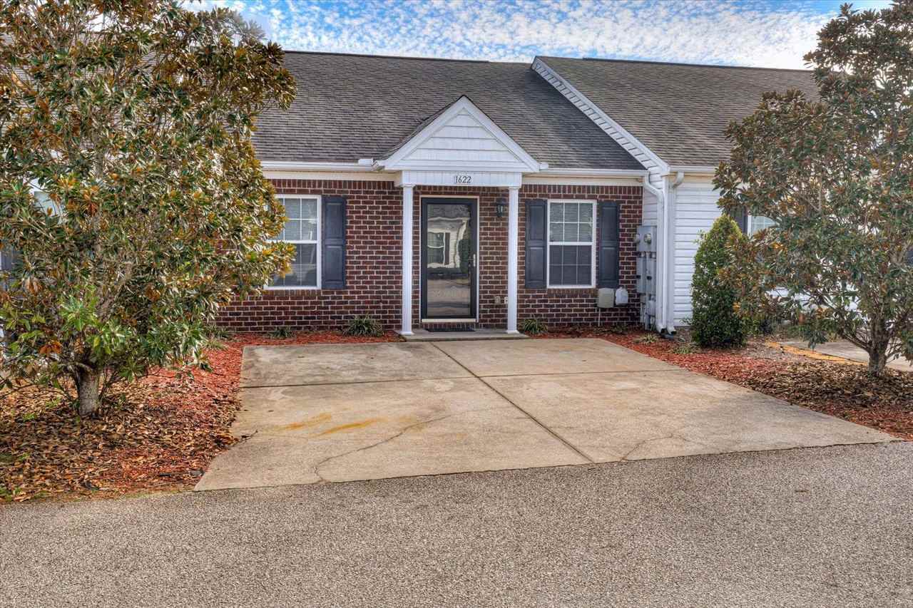 1622 Emma St #1 - Photo 2 of 36