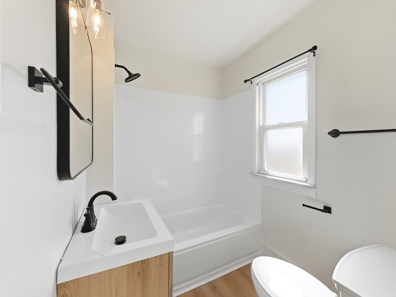 41 W George Ave #1 - Photo 4 of 17