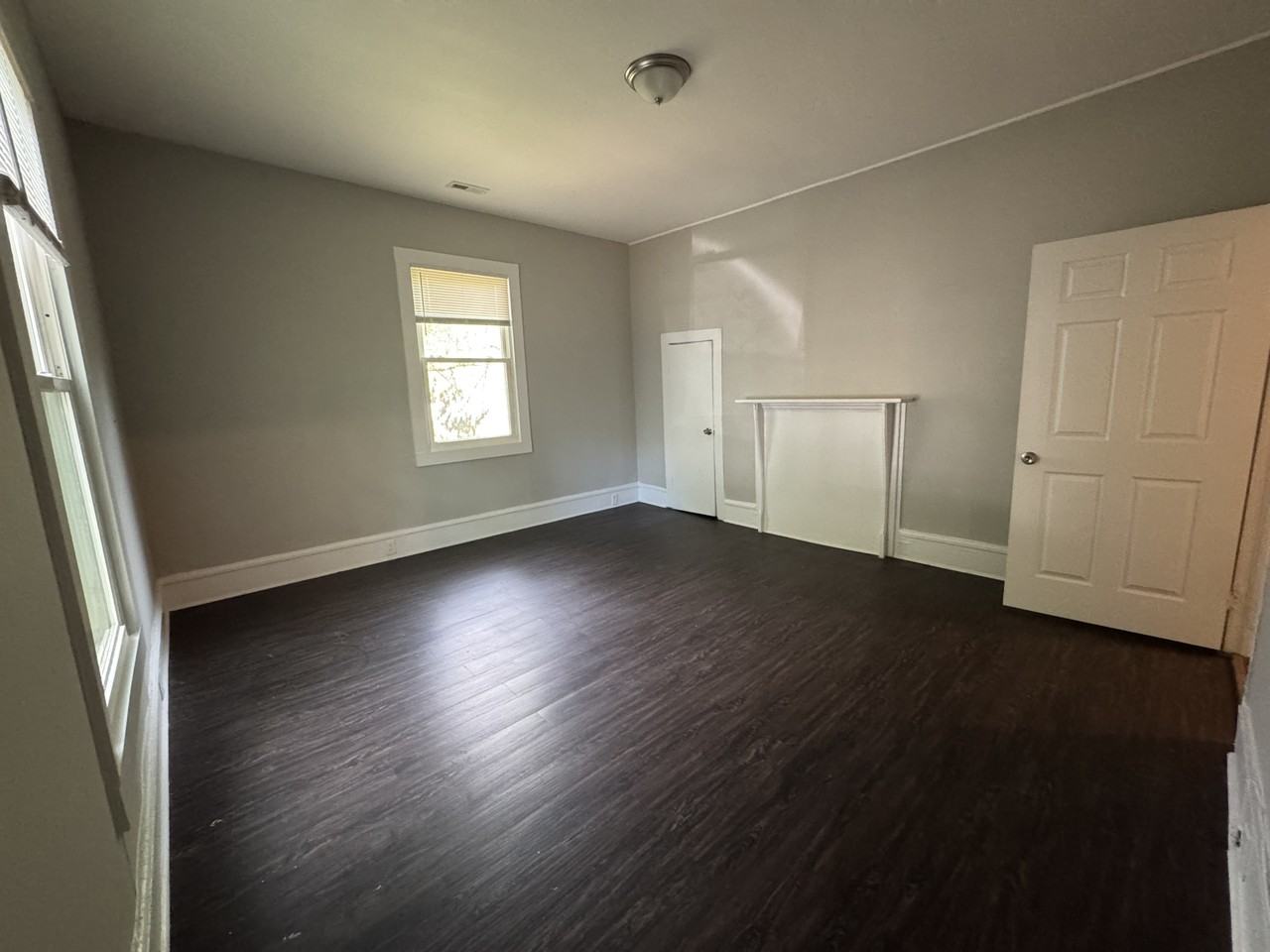 331 S Mclin St Sw #1 - Photo 3 of 11