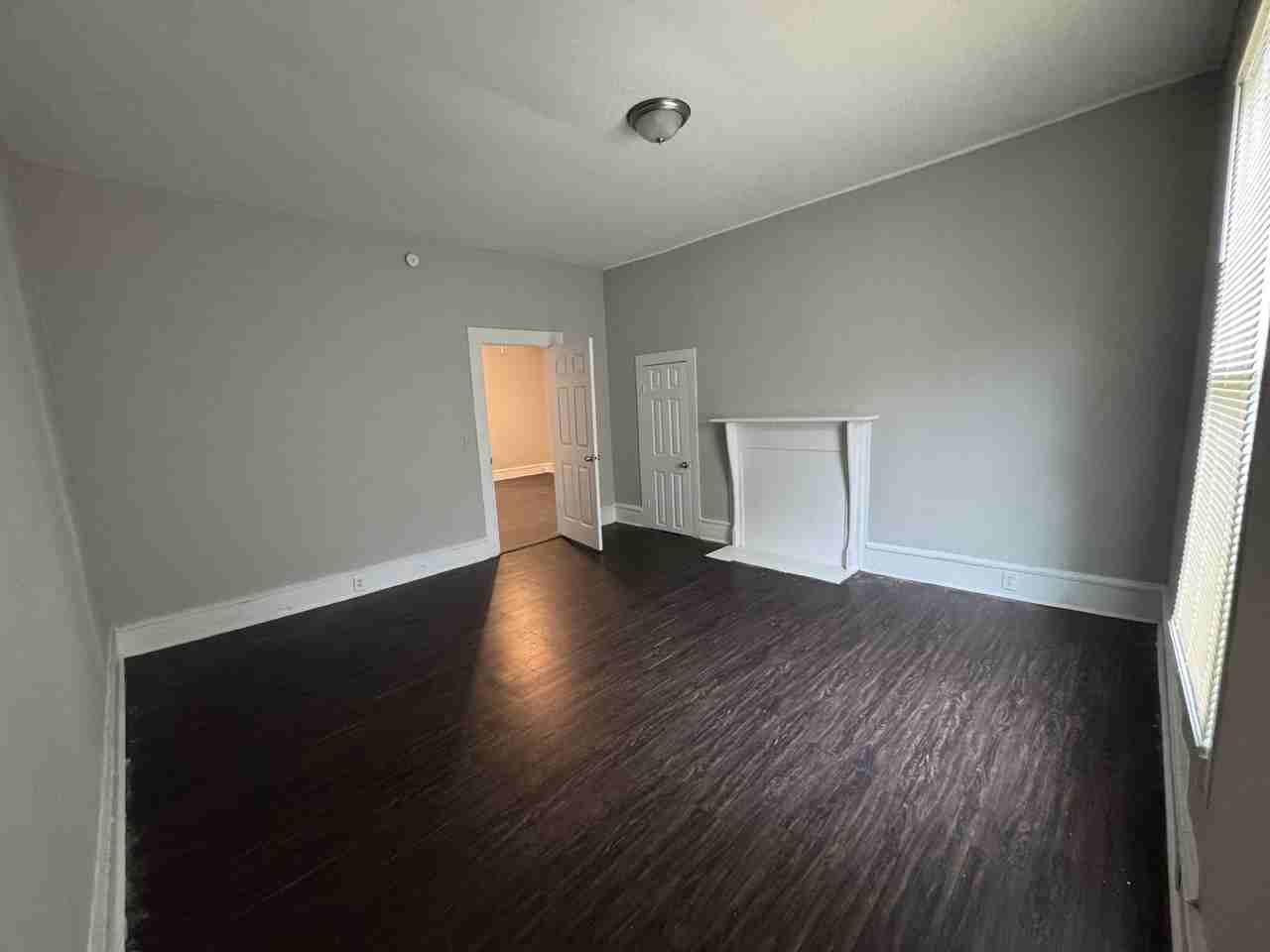 331 S Mclin St Sw #1 - Photo 4 of 11