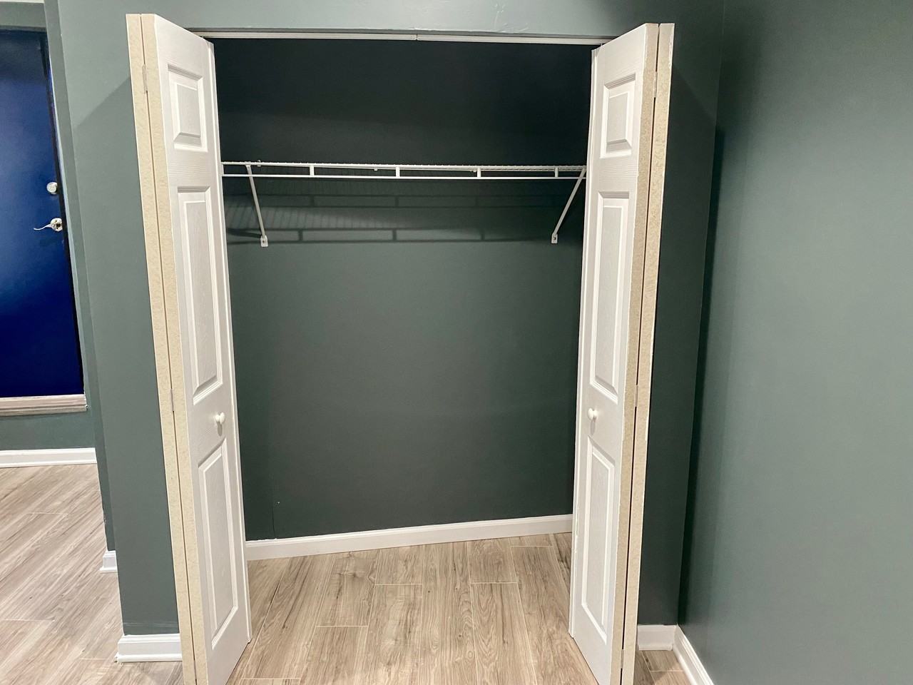 4909 Wisconsin Ave Nw #B - Photo 4 of 8