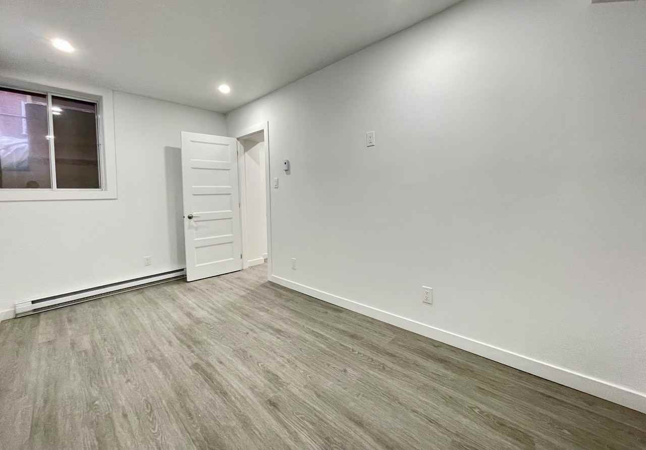 3795 Avenue Saint-Kevin - Photo 6 of 12