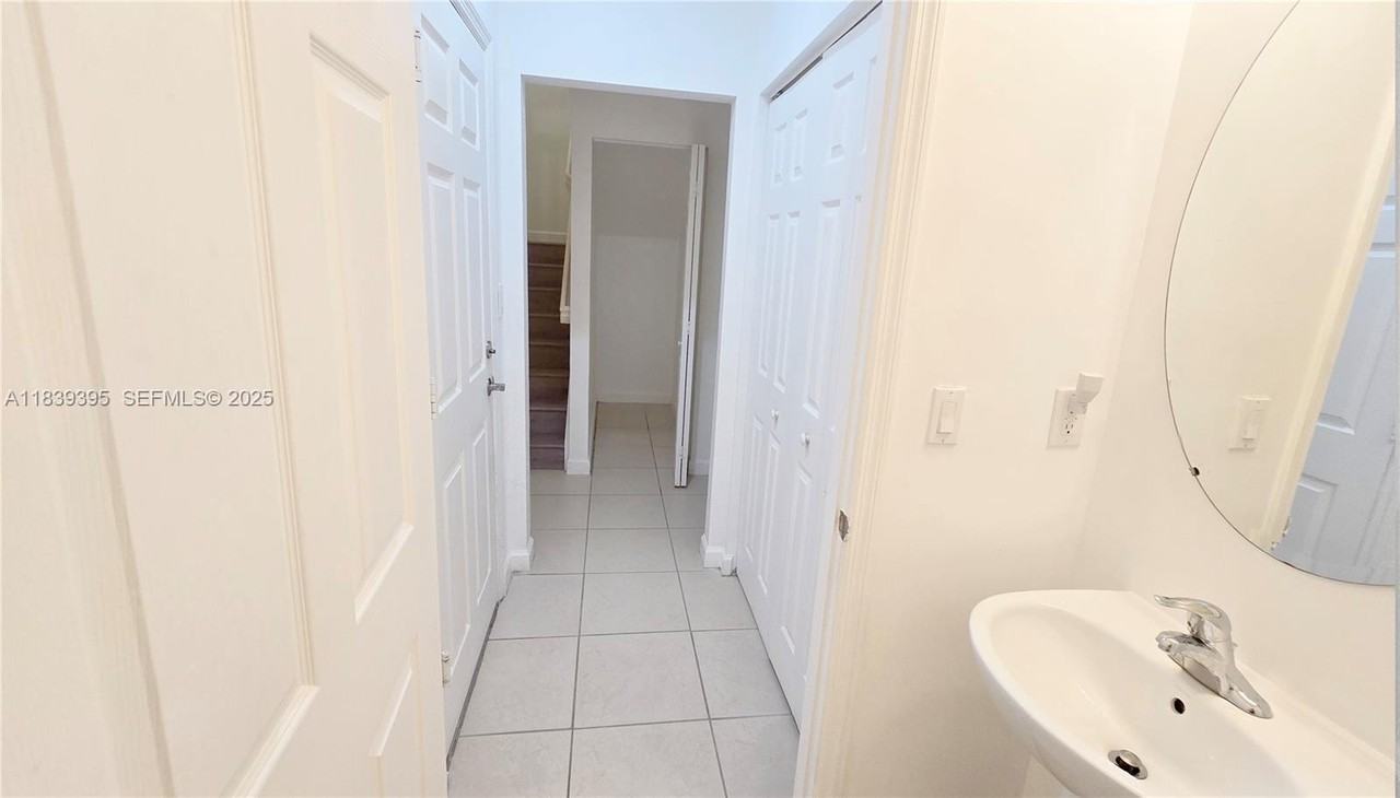 14754 Southwest 25th Street #1 - Photo 6 of 20