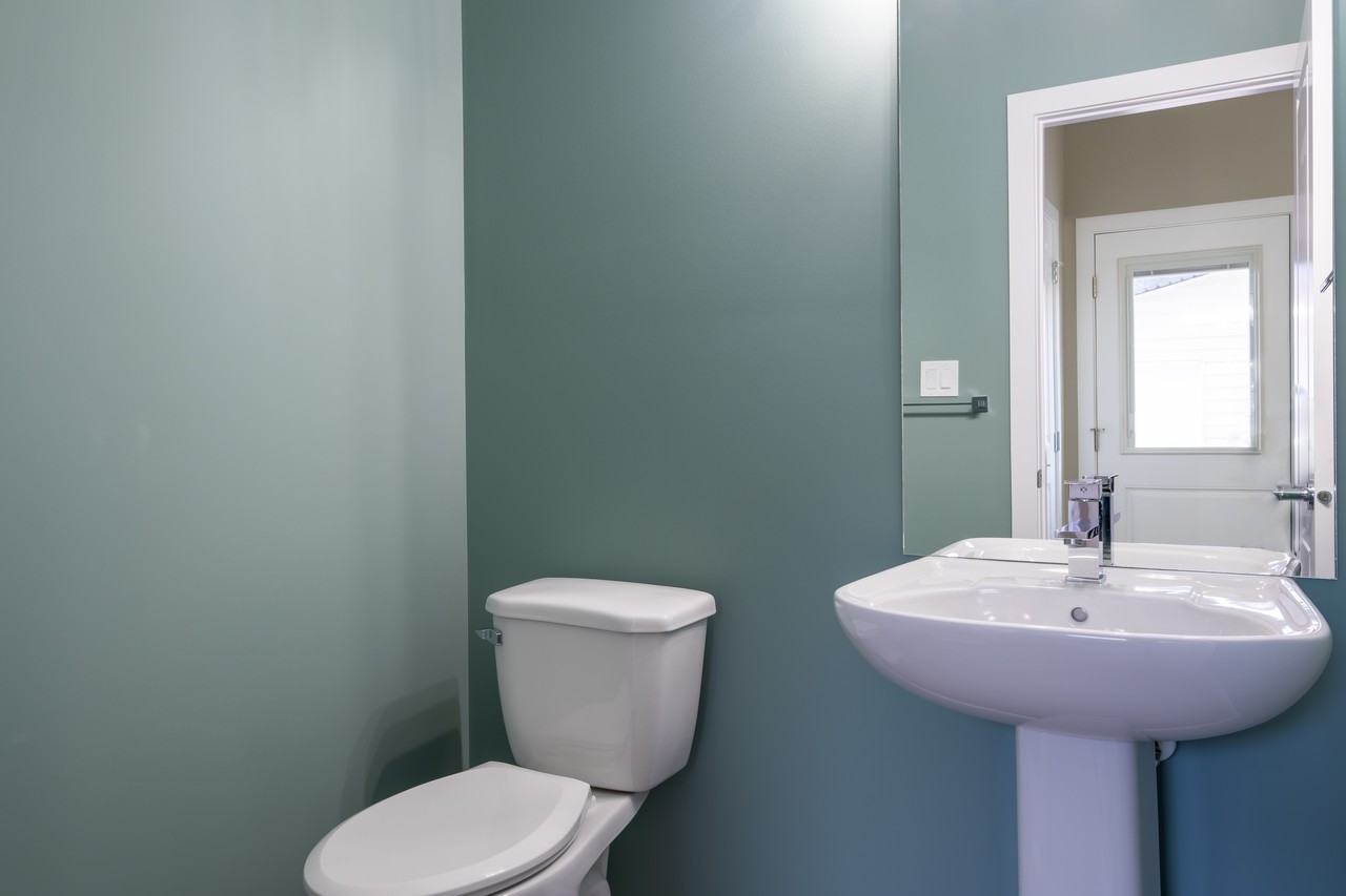 646 Black Stone Boulevard - Photo 7 of 16