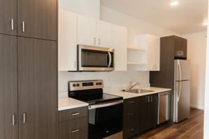 featured image of 7448 N Saint Louis Ave
