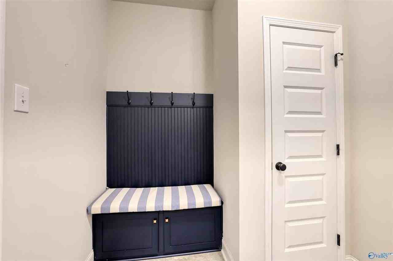 12786 Juniors Dr - Photo 6 of 13