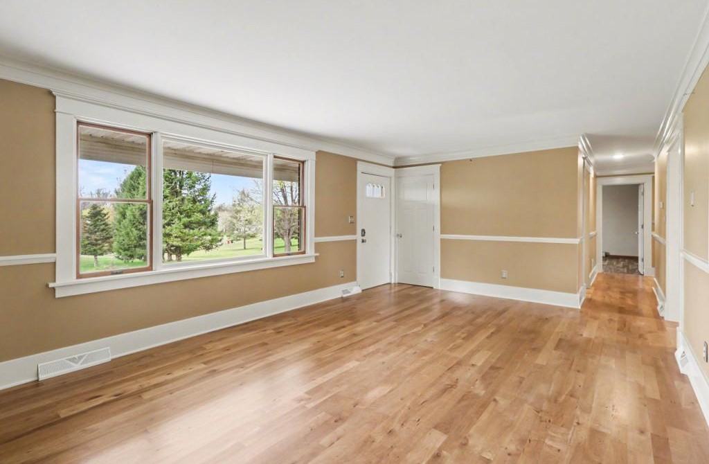 303 Shed Rd - Photo 4 of 22