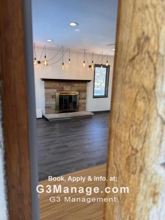 51 Henderson Rd - Photo 5 of 34