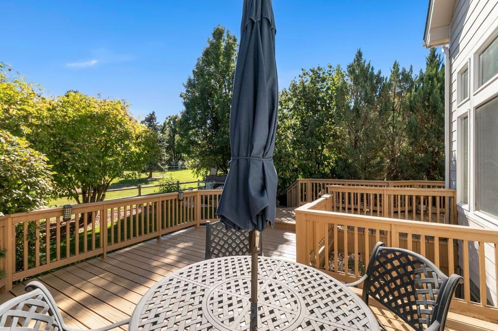 8100 Lighthouse Ln - Photo 4 of 35