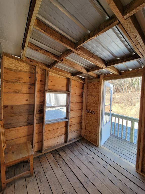 1051 Catoosa Rd - Photo 5 of 39