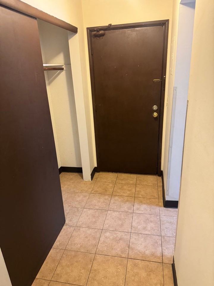 Park St Apartments - Photo 4 of 7