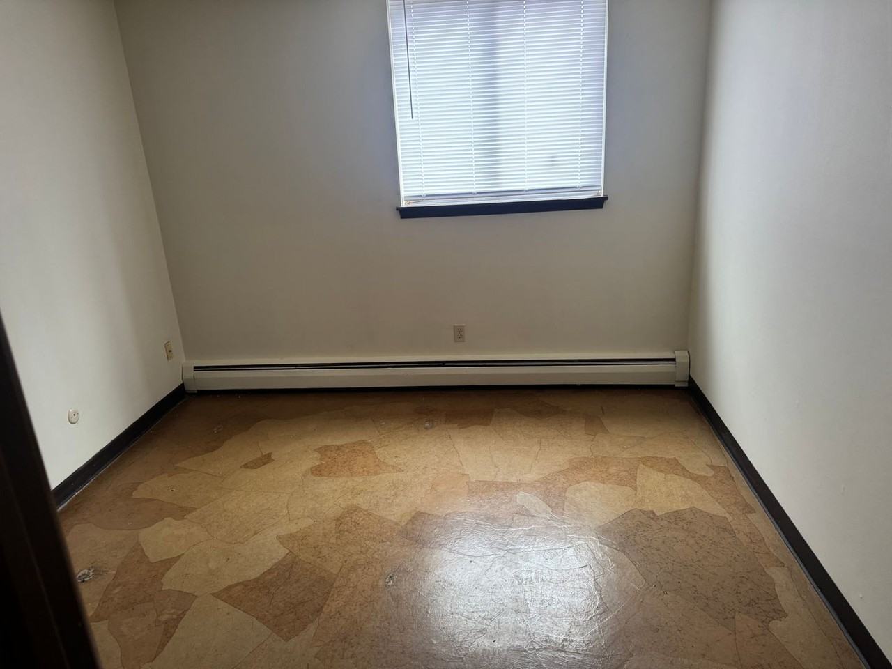 Park St Apartments - Photo 6 of 7