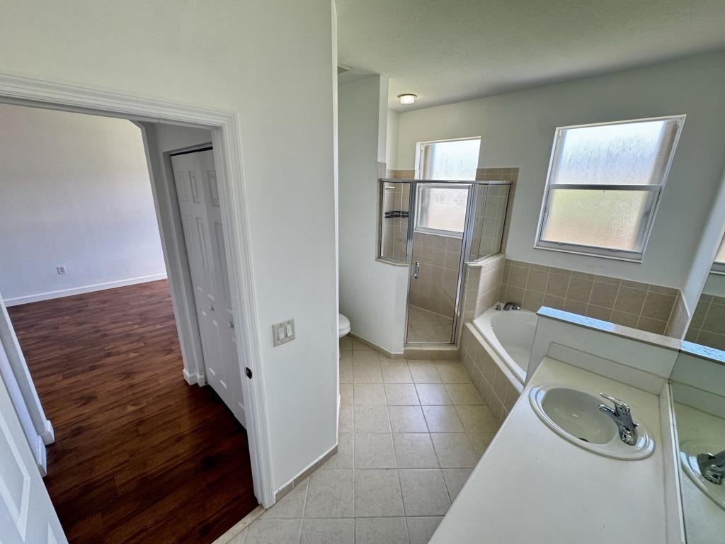 12975 Sw 135th St - Photo 3 of 24