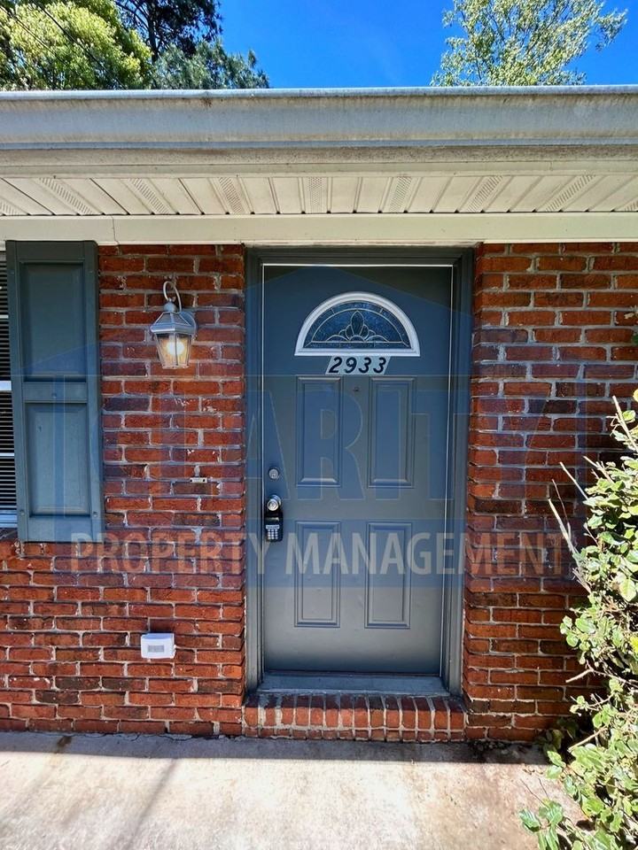 2933 Adkisson Dr Nw - Photo 3 of 19