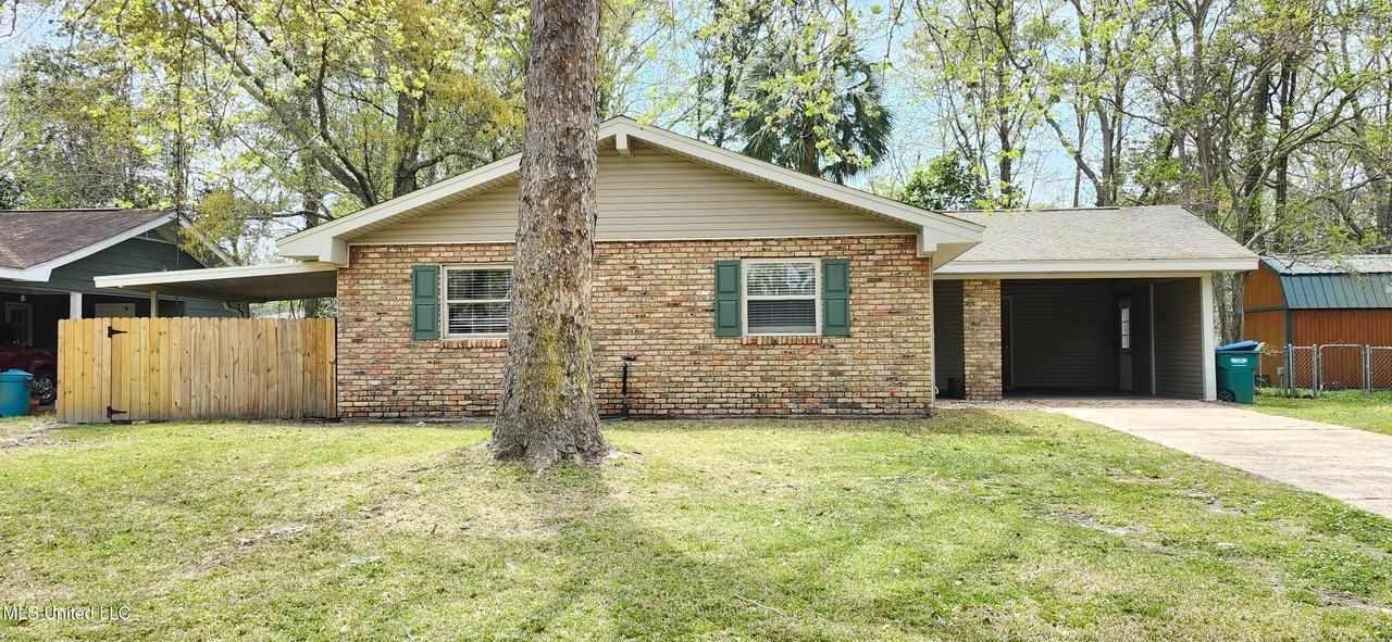 2506 Englewood Rd - Photo 2 of 19