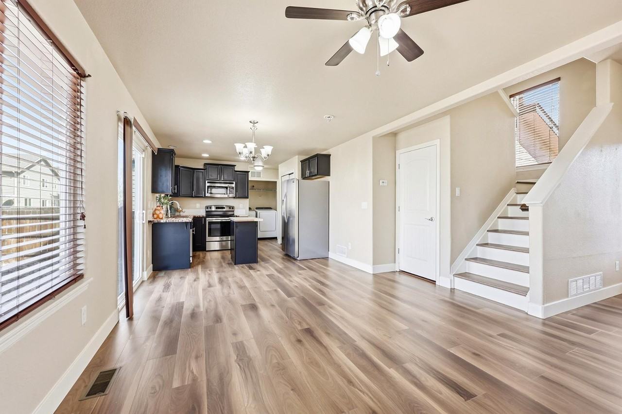 6168 Journey Dr - Photo 3 of 18