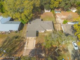 featured image of 911 Brown St