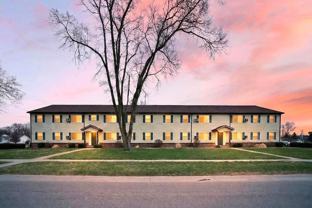 1230 Bedford Woods Dr #4 - Photo 1 of 1