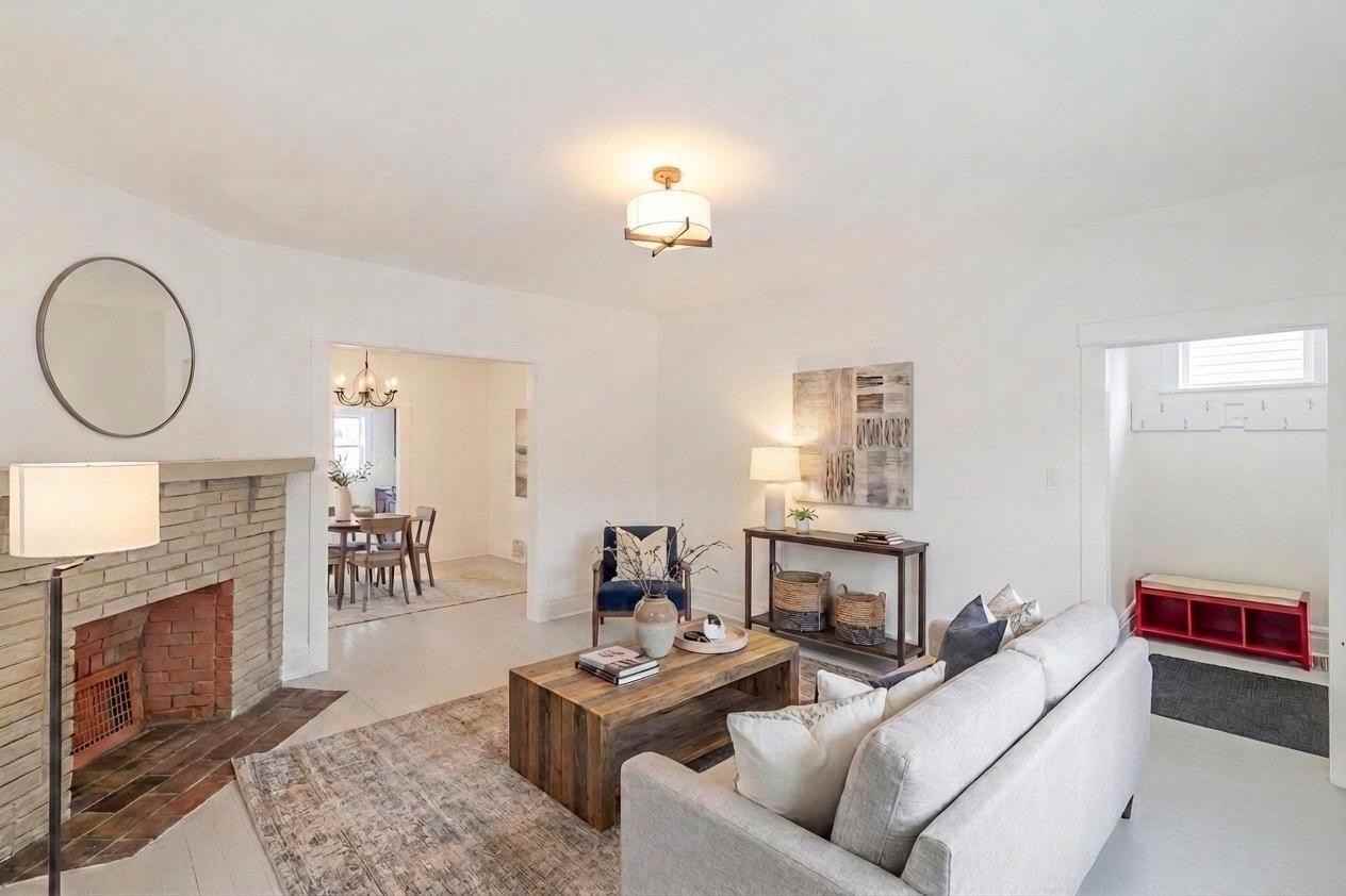 306 Brown St - Photo 6 of 19