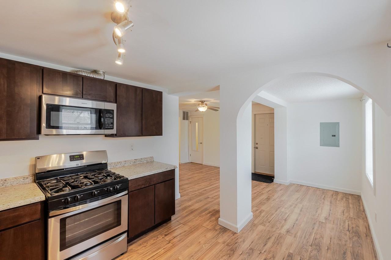 361 Locust St #3 - Photo 6 of 9