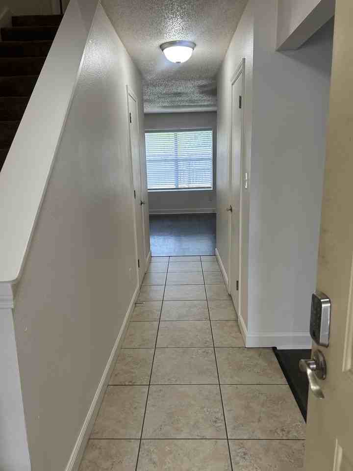 26 Arva Ct - Photo 2 of 27