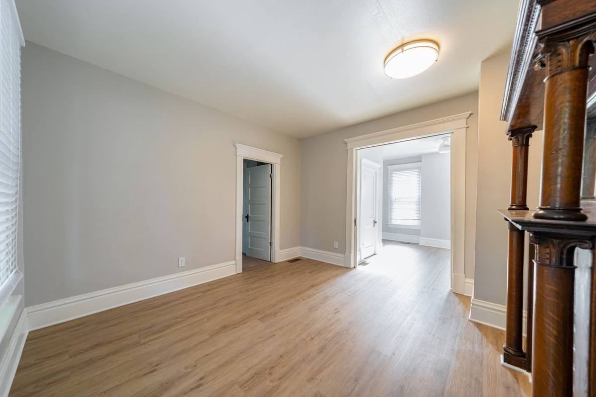 954 Delaware Ave - Photo 2 of 10