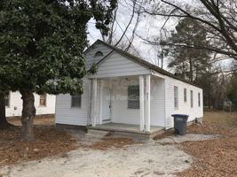 featured image of 905 Pender St