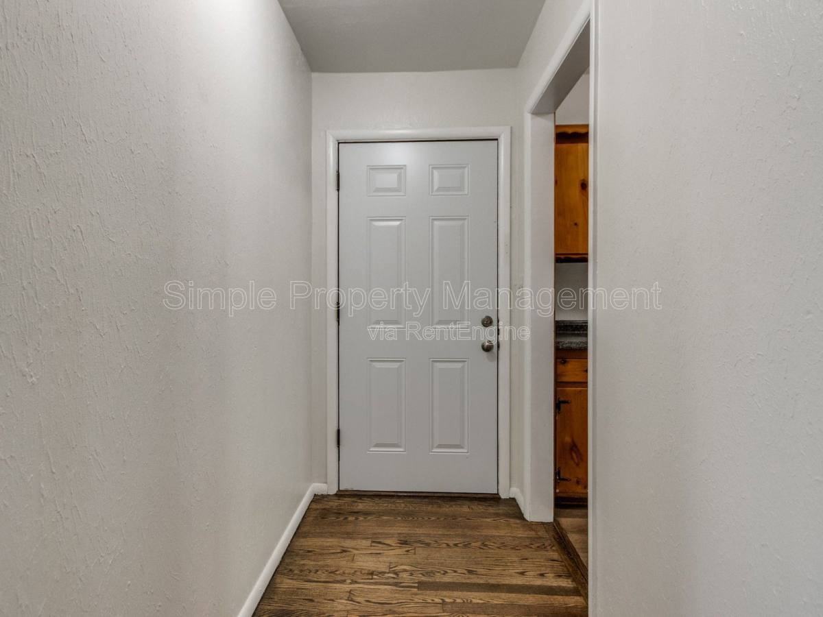219 Boston St - Photo 2 of 10