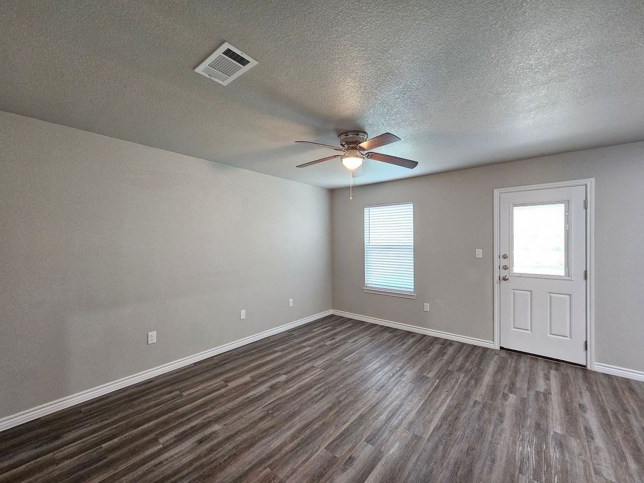 230 N Mary Jo Dr - Photo 6 of 27
