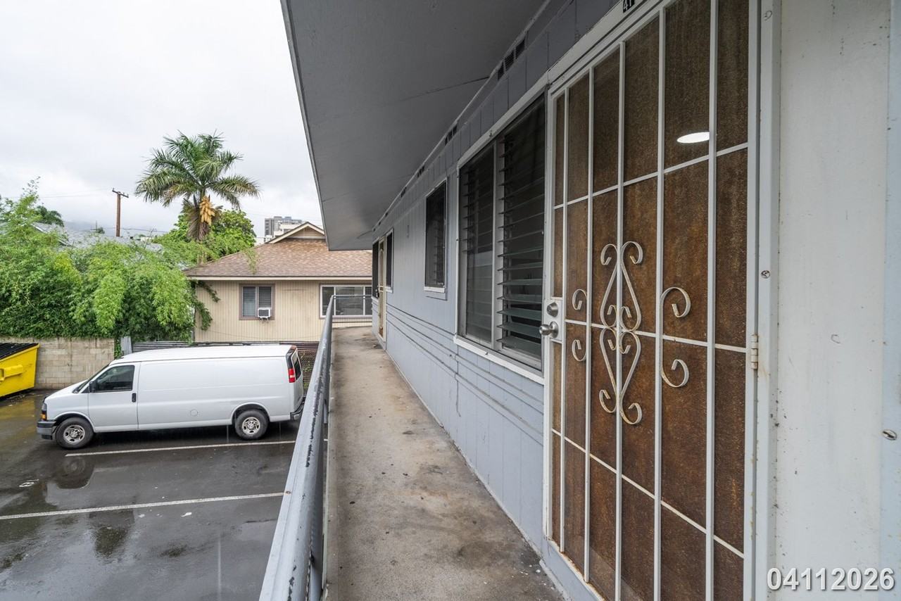 1719 Nuuanu Ave. - Photo 3 of 36