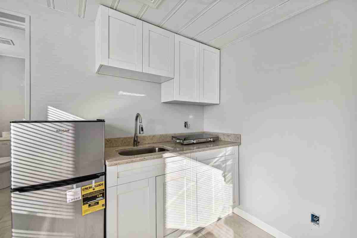 39041 Manor Dr - Photo 4 of 10