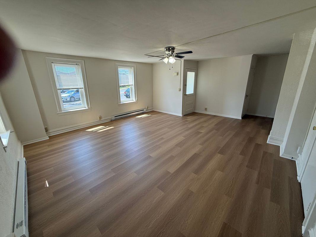 1333 Overlook Rd - Photo 2 of 3