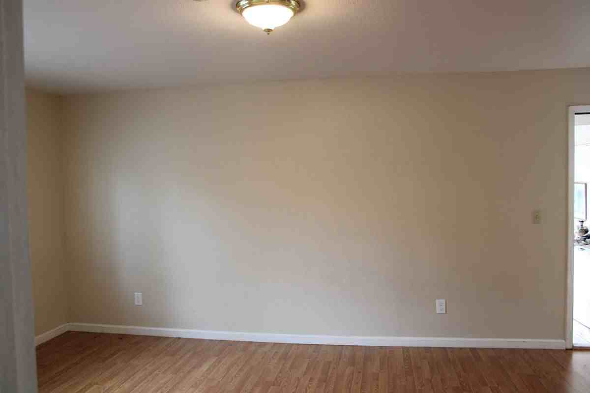 4999 Fern Pl - Photo 3 of 11