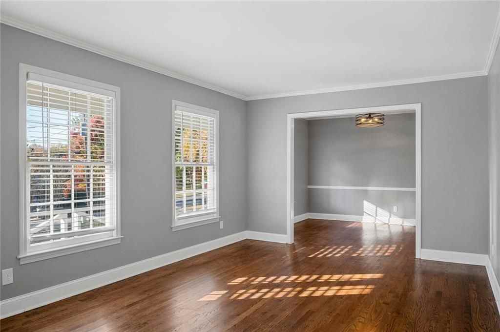 2857 Fontainebleau Dr - Photo 2 of 24