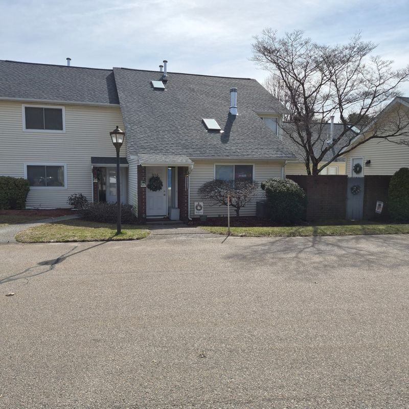 956 Brighton Way - Photo 7 of 9