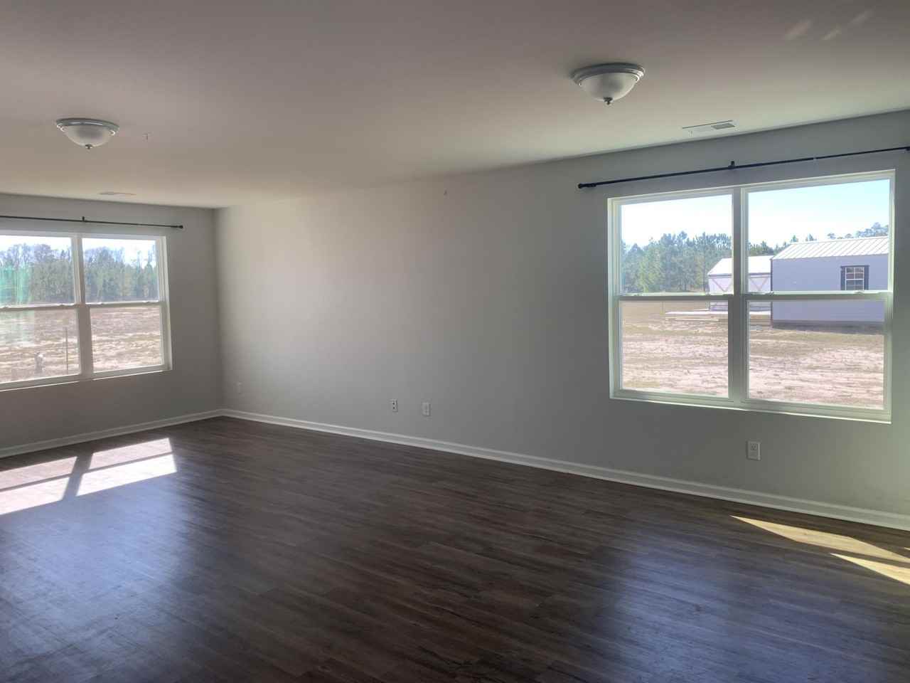 481 P042Tondee Way - Photo 5 of 10