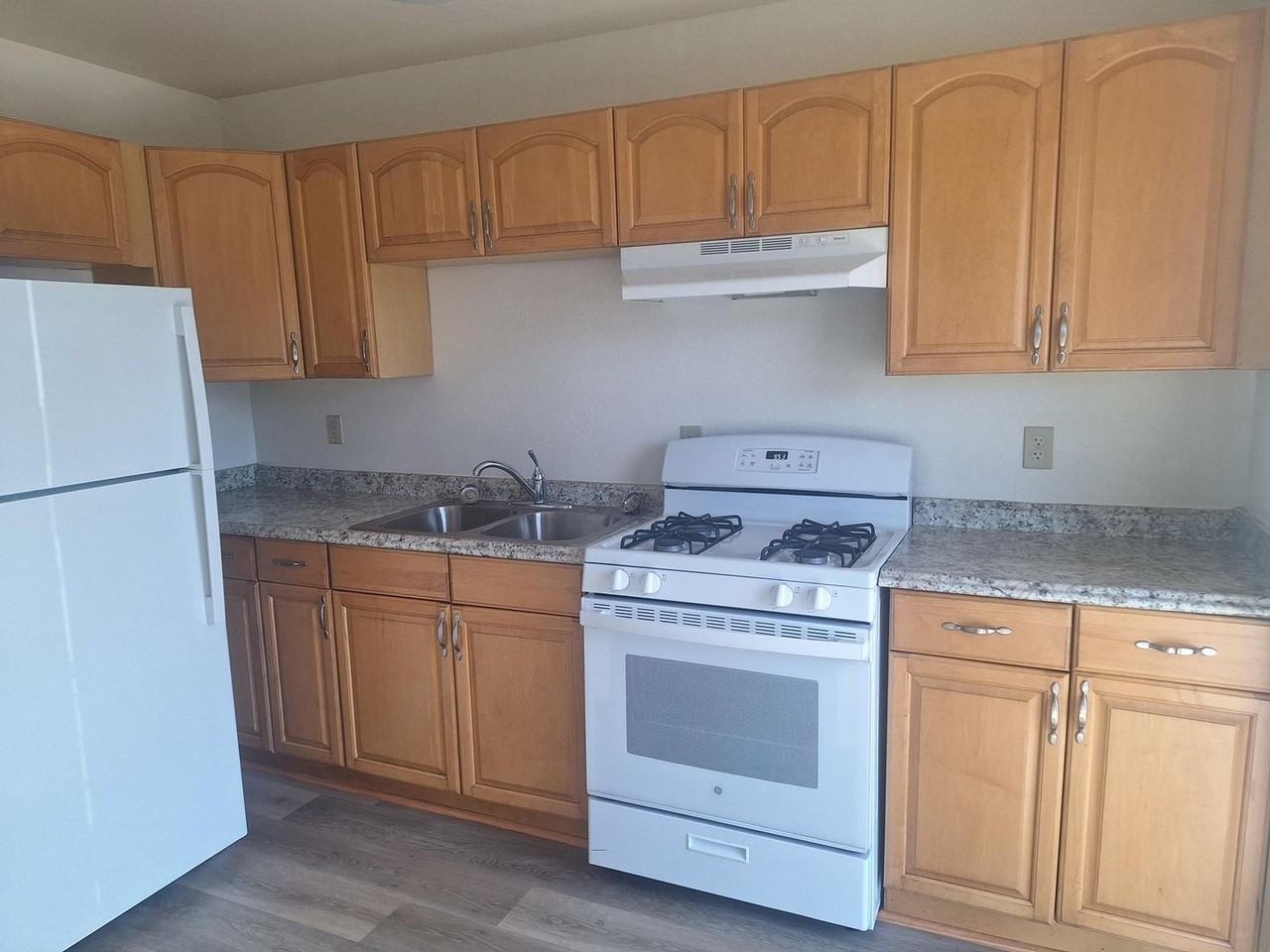 3820 Merrimac Ave - Photo 6 of 11