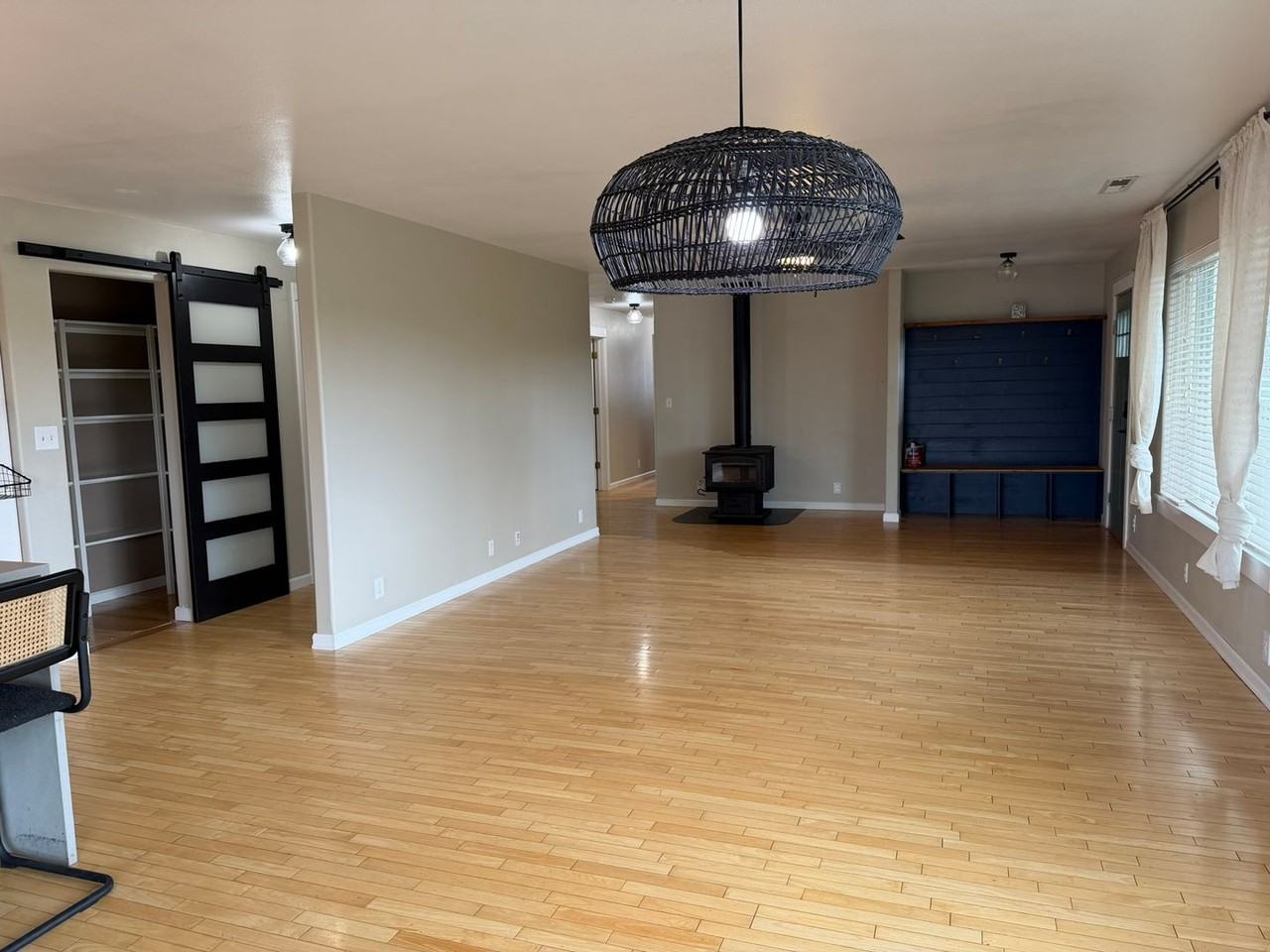 7345 A St - Photo 4 of 17