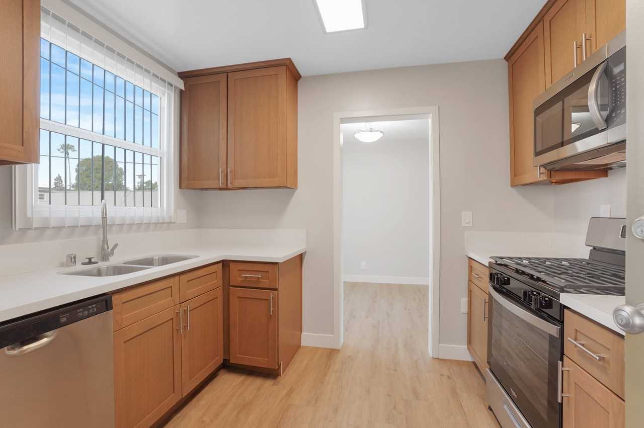 Hollypark Knolls Apartments - Photo 6 of 50