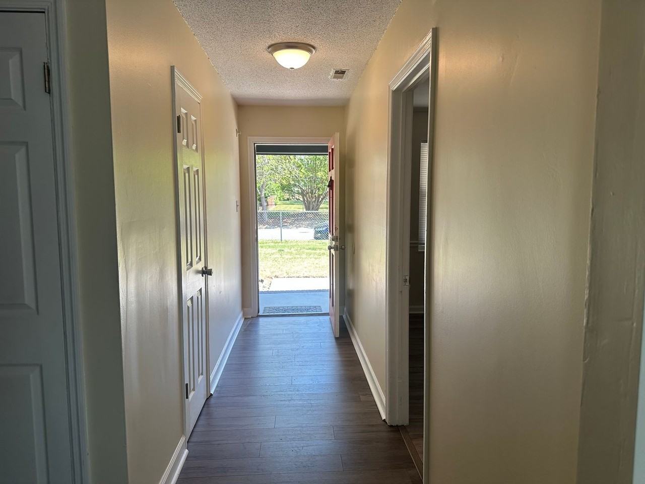 3528 Arlington St - Photo 3 of 15
