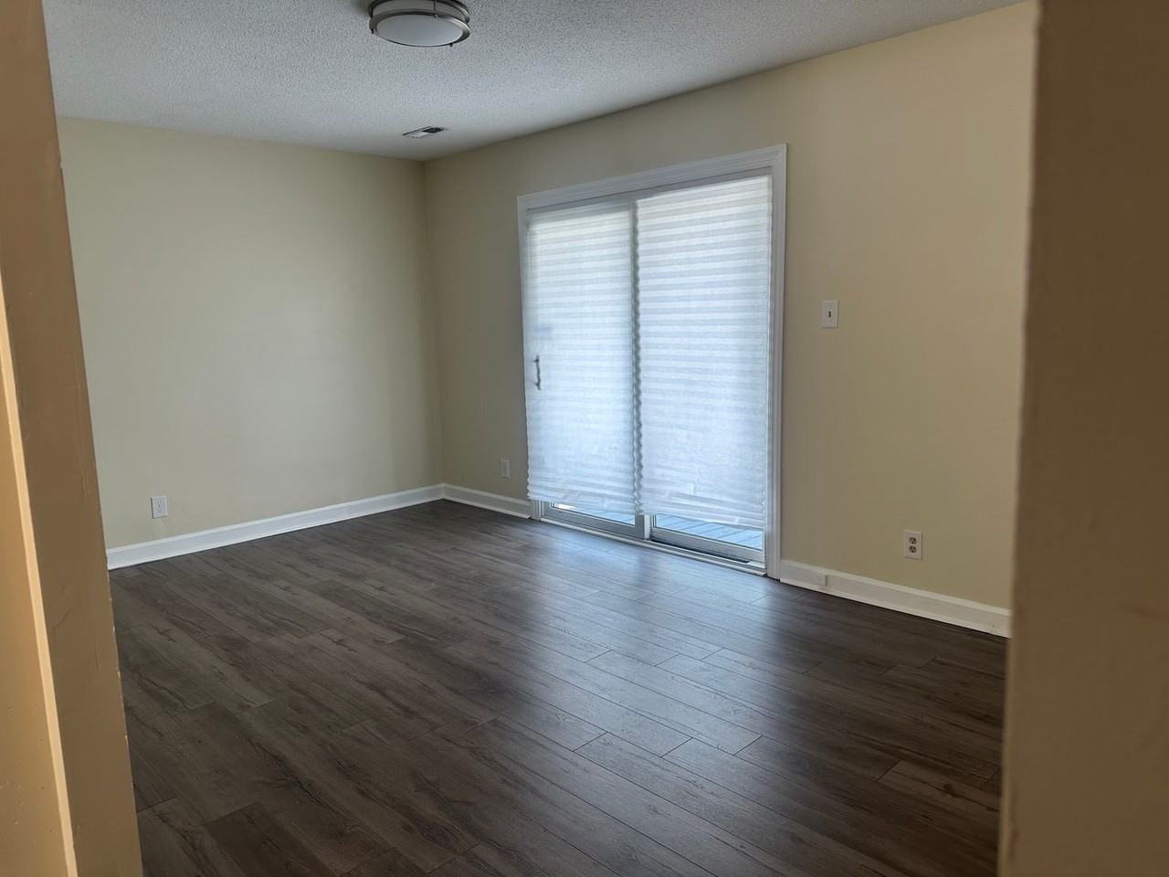 3528 Arlington St - Photo 6 of 15