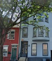 818 W Walnut St - Photo 1 of 1