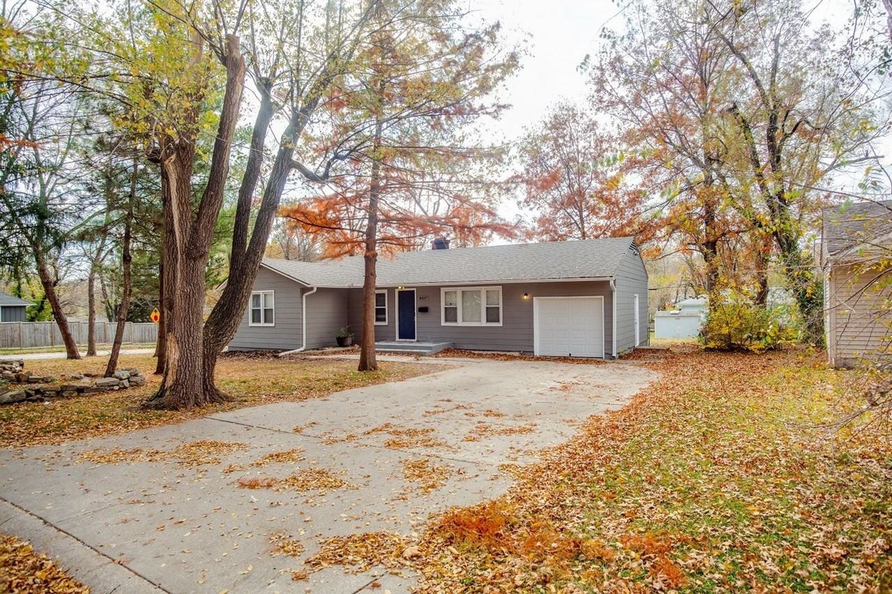 8517 E 110th Ter - Photo 2 of 21