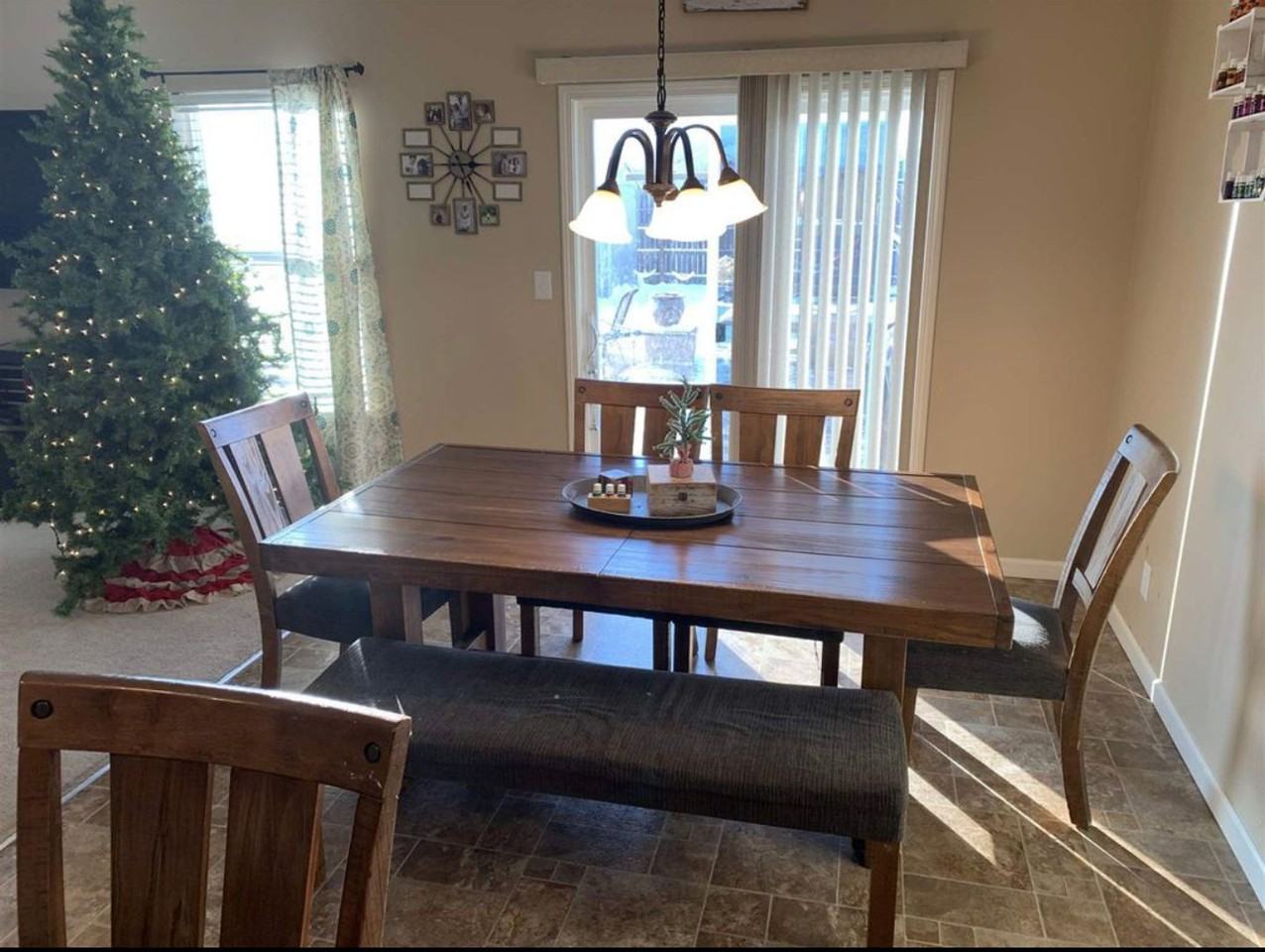 880 Belgian Ln - Photo 4 of 13