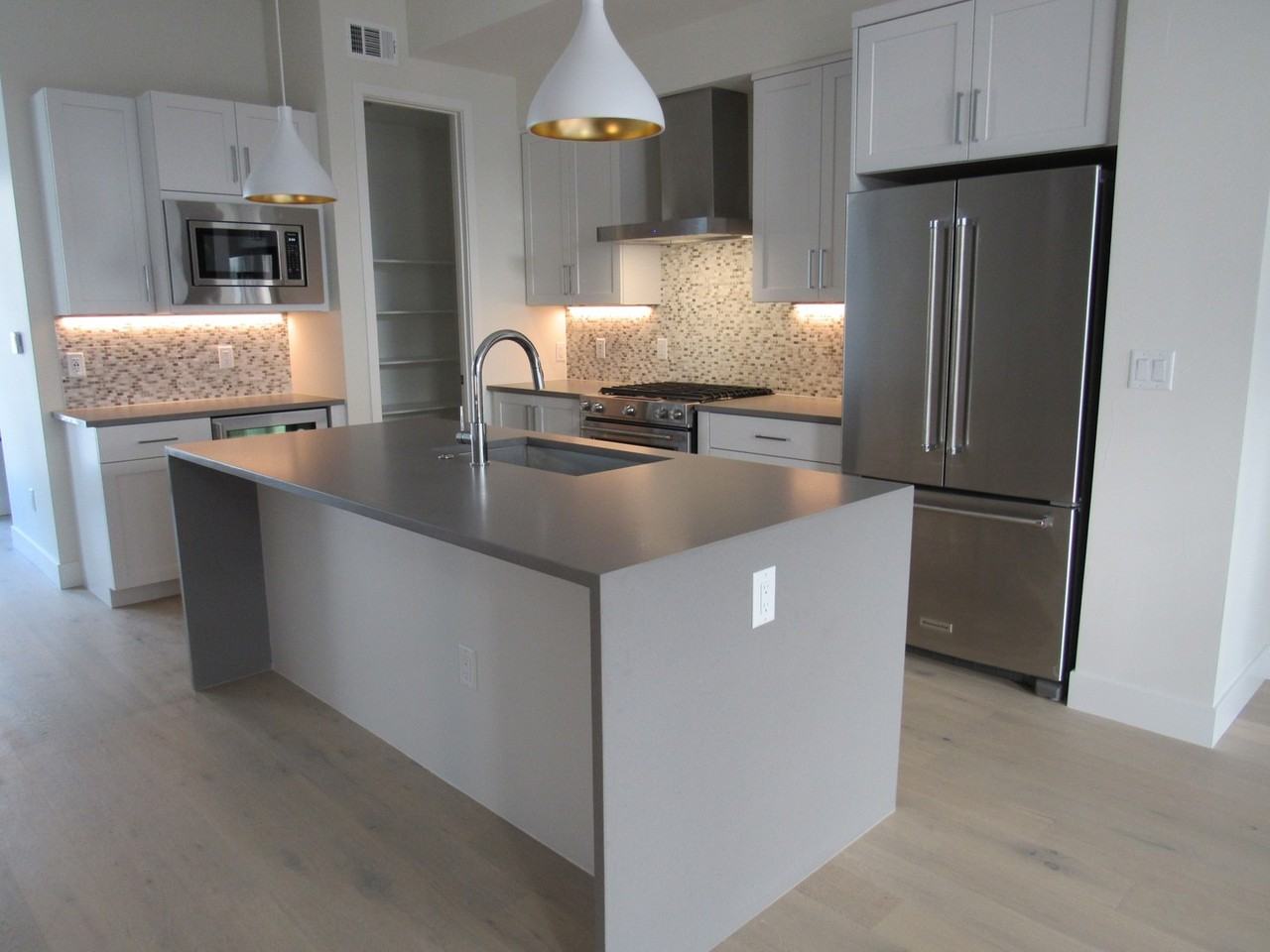 4054 W 16th Ave - Photo 6 of 34