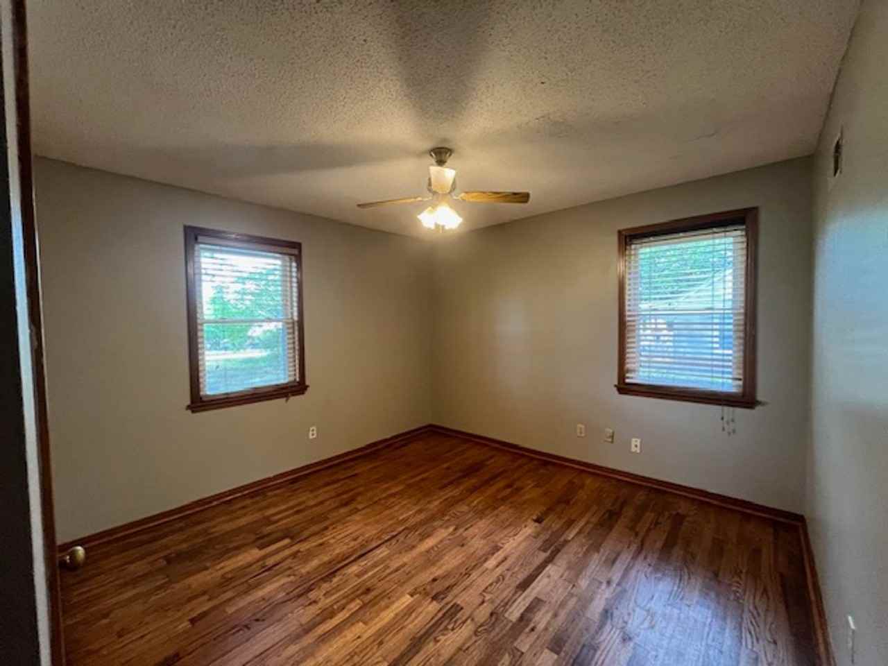 2080 Pryne Dr - Photo 4 of 12