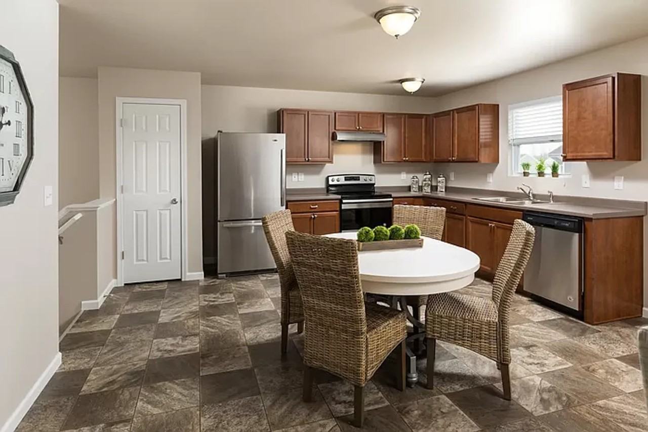 16530 Bedington Dr - Photo 3 of 20