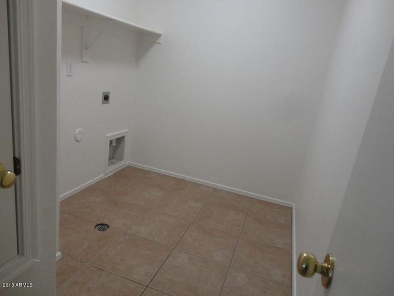 11214 W Pierce St - Photo 5 of 18