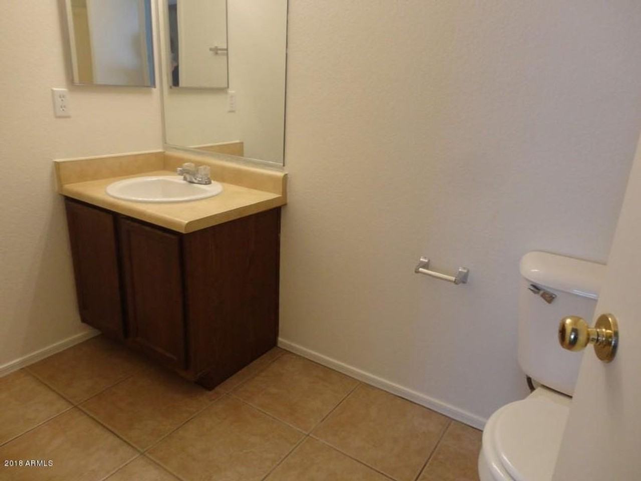 11214 W Pierce St - Photo 6 of 18