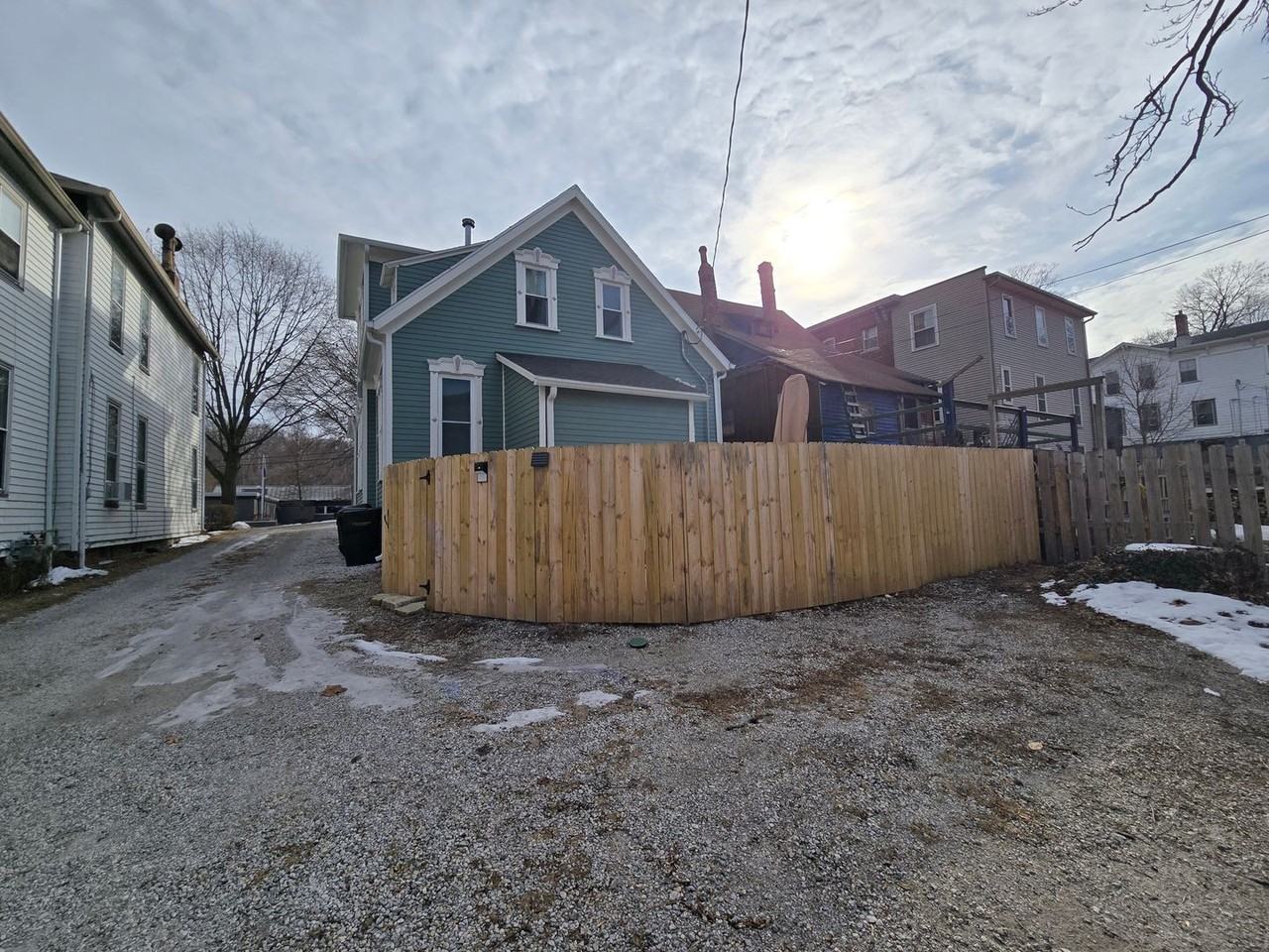 110 S 9th St - Photo 6 of 28